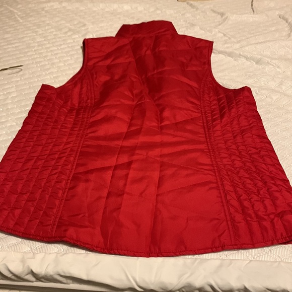 Zip up Vest - Picture 5 of 5